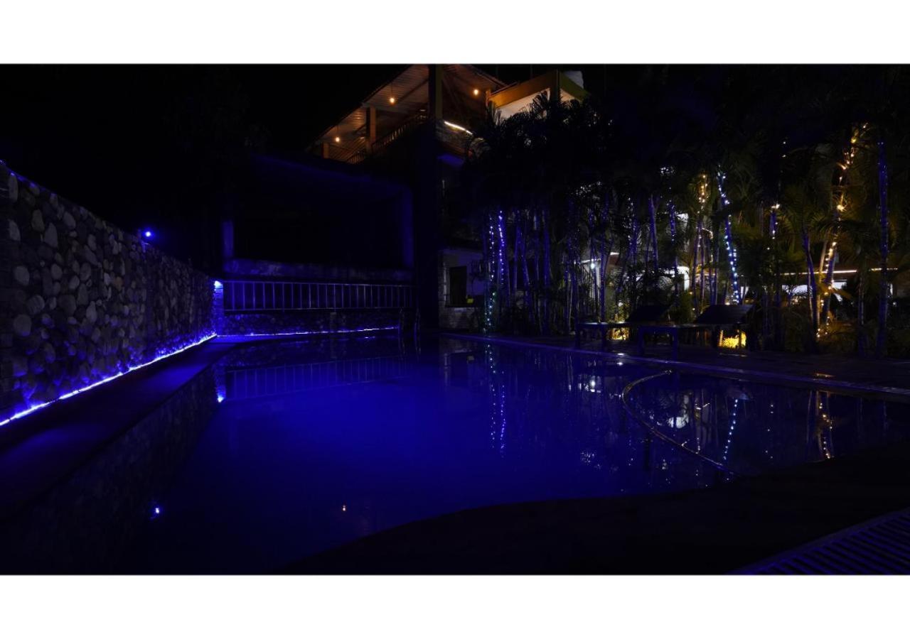 Hr Dukes Den Resort Рамнаґар Екстер'єр фото
